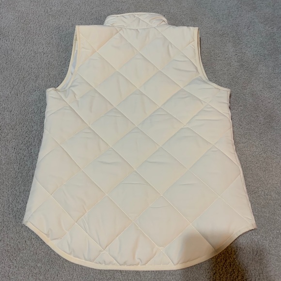 Mercantile cream puffer zip up vest - Picture 2 of 4